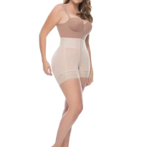 HIPHUGGER GIRDLE GUITAR CURVES