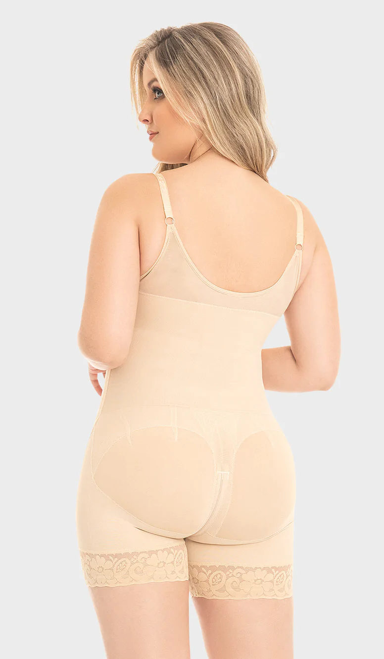Short shaping girdle with front closure F0768 - Image 3